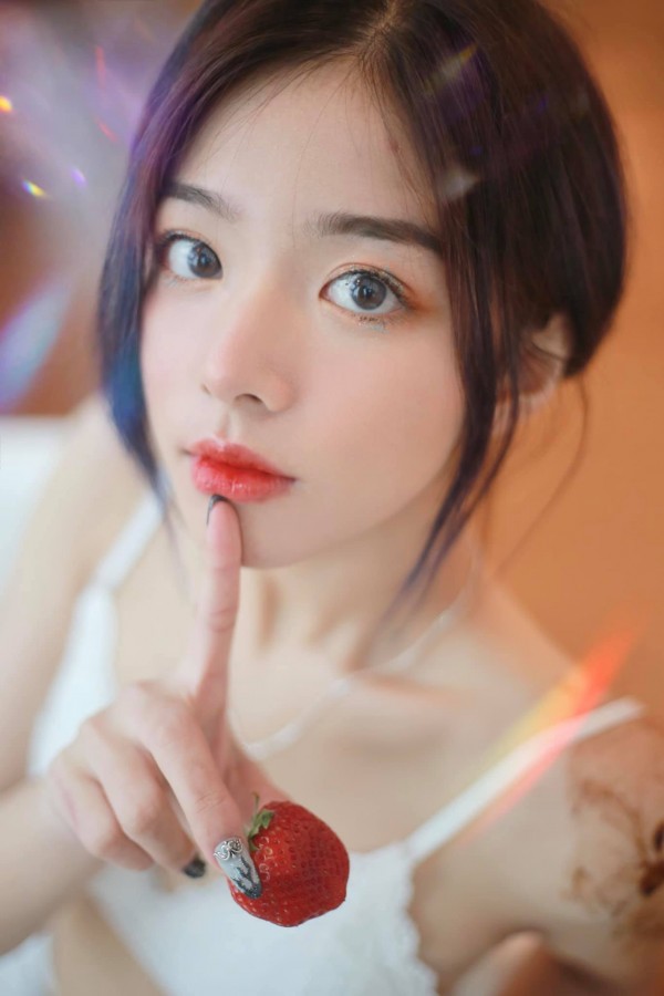 미모의 베트남 여대생