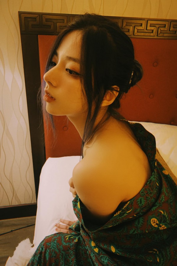 미모의 베트남 여대생