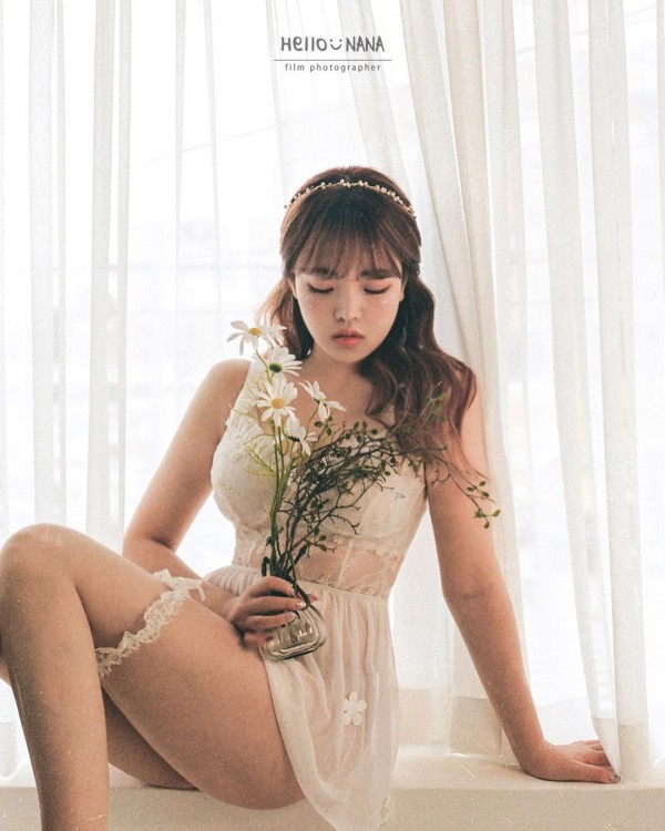 오묘하게 이쁜 모델눈나
